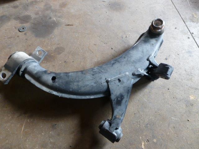 【中古】中古部品 インプレッサ GG2 左フロントロアアーム 【3310410000-001115348751740】