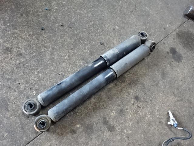 【中古】中古部品 ラピュタ HP21S 右リアショックアブソーバー 【3310410000-001502412950700】