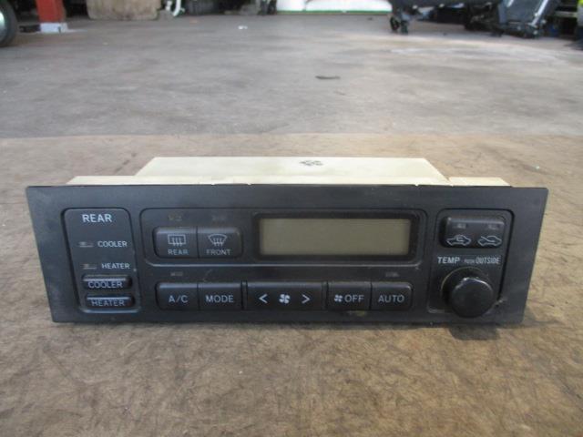 【中古】中古部品 グランドハイエース VCH10W A/Cスイッチパネル 【3310190100-000223024660900】