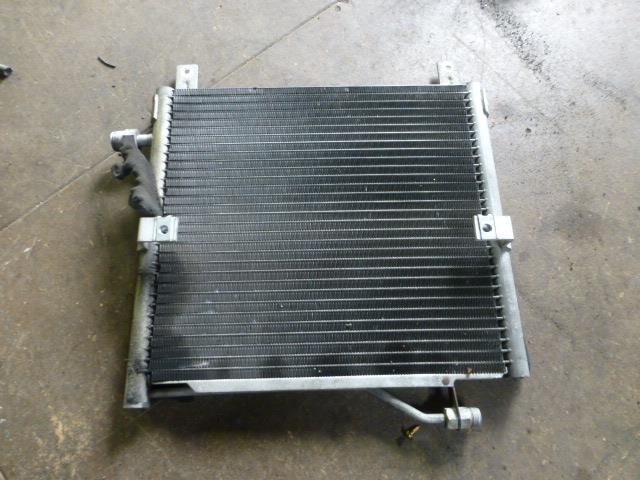 【中古】中古部品 ワゴンR CT21S コンデンサー 【3310410000-001122245460600】