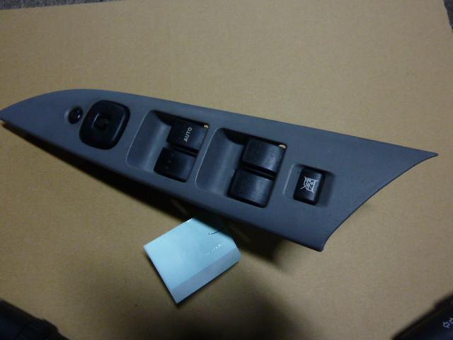 【中古】中古部品 アクセラ BK5P パワーウインドウスイッチ 【3310410000-000892915061900】