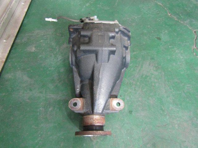 【中古】中古部品 パジェロ V93W リアリジットデフ 【3330900100-001493200841220】