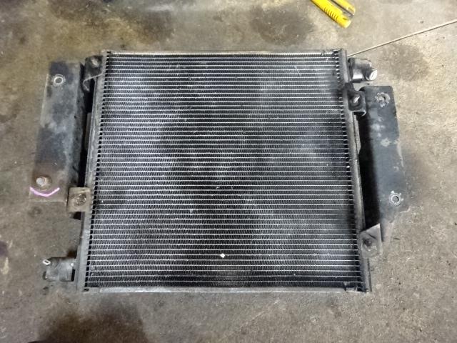 【中古】中古部品 エルフ NJR85A コンデンサー 【3310410000-001568667860600】