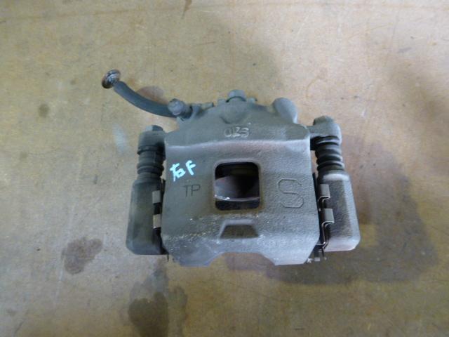 【中古】中古部品 ワゴンR MC22S 右フロントキャリパー 【3310410000-000971664244330】