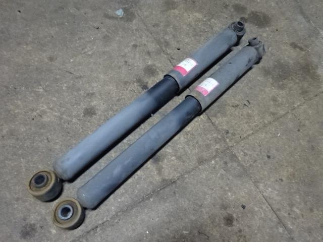 【中古】中古部品 セルボ HG21S 右リアショックアブソーバー 【3310410000-001641773850700】