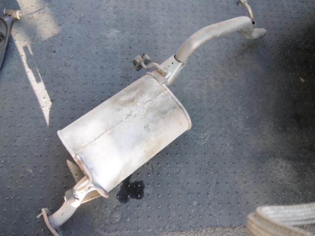 【中古】中古部品 ソリオ MA15S リアマフラー 【3310410000-001378002122500】