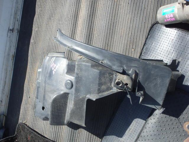 メーカー スズキ 車名 エブリィ 型式類別 15132-0605 グレード PA 4WD 認定型式 EBD-DA64V 車両タイプ ケイバン 年式 H20/4 シフト 5F 駆動 通称型式 DA64VEVAU-3 エンジン型式 K6A ミッション型式 アクスル型式 車体色 スペリアホワイト 車体色No 26U トリム色No C01 走行距離(Km) メーカー純正品番 部品メーカー品番 保証 0ヶ月/0km 付加情報 泥除けセット/泥除け擦傷有 商品情報 ※純正番号およびモデル番号は参考としてください。※リビルト部品を購入される際のお願い【再生部品】と表示されているものをリビルト部品と呼んでいます。リビルト部品の場合には、交換時に取り外した部品をご返却していただく場合があります。詳しくはこちら※大物商品(ドア・ボンネット・バンパー等)は個人宅への配送ができない場合がございます。その場合、最寄りの配送業者支店止め等の対応となりますので、あらかじめご了承ください。 ページ上部へ【中古】中古部品 エブリィ DA64V 右フェンダーライナー 【3331010800-000019764010650】