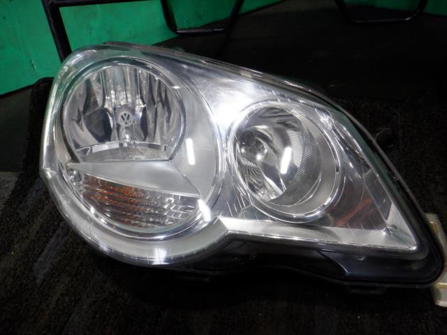 【中古】中古部品 VW ポロ 9NBUD 右ヘッドランプ 【3340140100-000022226910800】