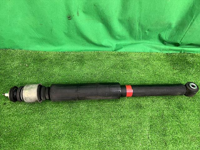 【中古】中古部品 ティーダ ラティオ SNC11 右リアショックアブソーバー 【3330240100-000223078150700】