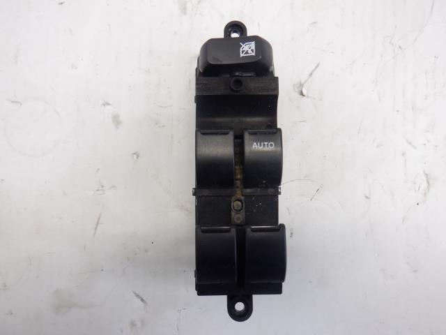 【中古】中古部品 キャロル HB35S パワーウインドウスイッチ 【3310250100-000223022561900】