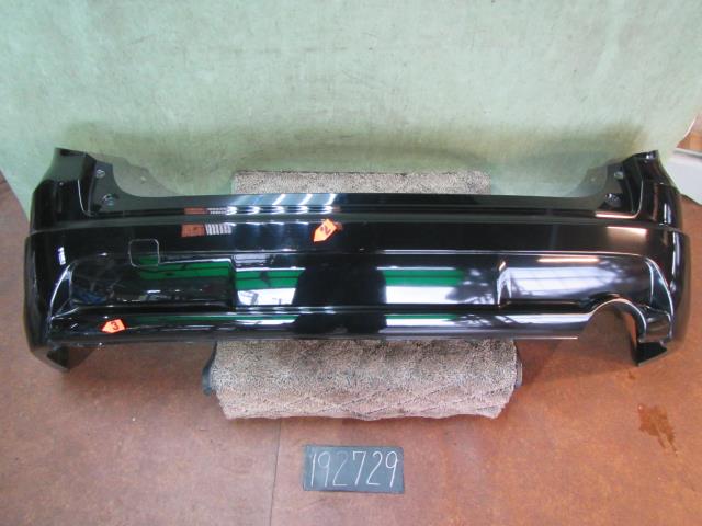 【中古】中古部品 ストリーム RN8 リアバンパー 【3310120100-001609800915100】