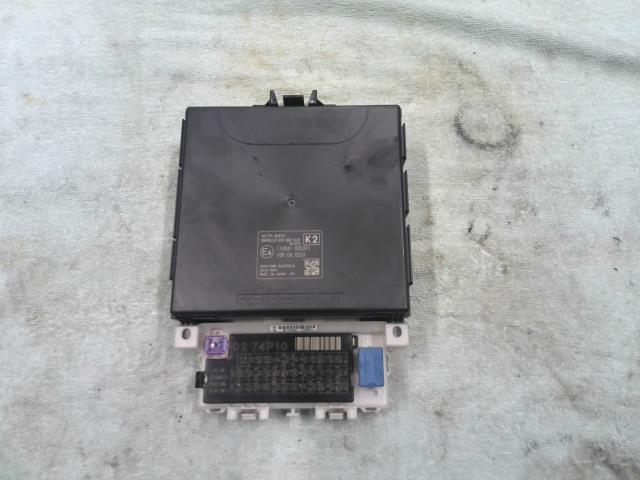 【中古】中古部品 ラパン HE33S ヒューズボックス 【3310200100-000016795367800】