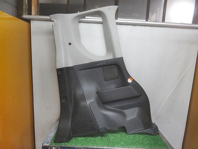 【中古】中古部品 タント LA660S トリムセット 【3330380100-000034035477551】