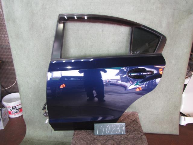 【中古】中古部品 インプレッサ GJ7 左リアドア 【3310120100-001560751913400】