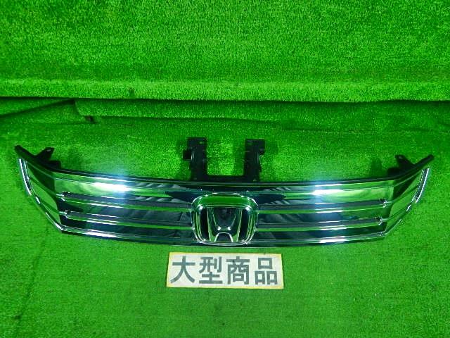 【中古】中古部品 ステップワゴン RK1 ラジエータグリル 【3330990700-001486658110400】