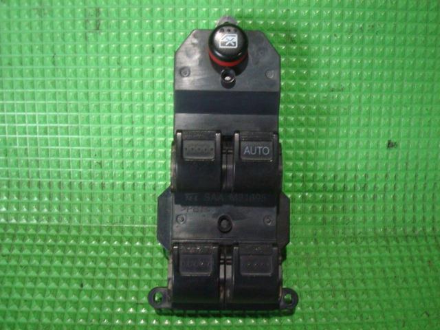 【中古】中古部品 フィット GD1 パワーウインドウスイッチ 【3340220100-001228071661900】