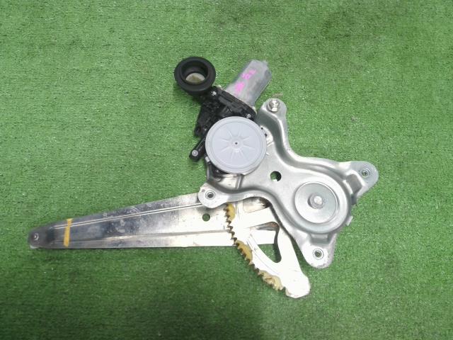 【中古】中古部品 レクサス GS GWS191 左リアドアレギュレータ・モーター 【3310200100-000016808613420】
