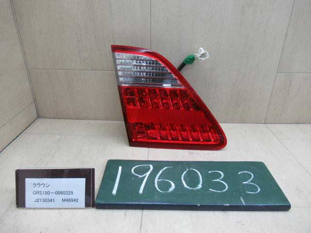 【中古】中古部品 クラウン GRS180 リアフィニッシャーパネル 【3310120100-001717249615200】