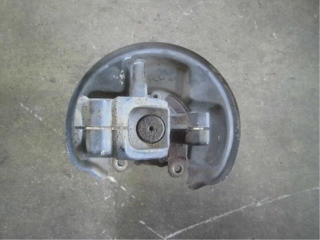 【中古】中古部品 サンバー KV3 左フロントナックルハブ 【3340180100-001643386544340】