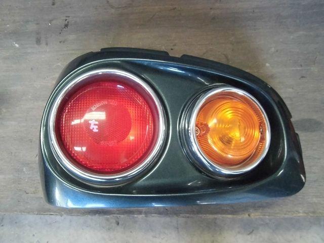 【中古】中古部品 ヴィヴィオ KK3 左テールランプ 【3340180100-001226324615600】