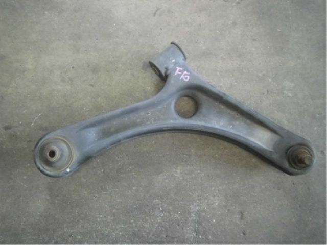 【中古】中古部品 ステラ RN1 右フロントロアアーム 【3340180100-001680231651720】