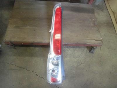 【中古】中古部品 ステラ RN1 左テールランプ 【3340180100-202112070215600】