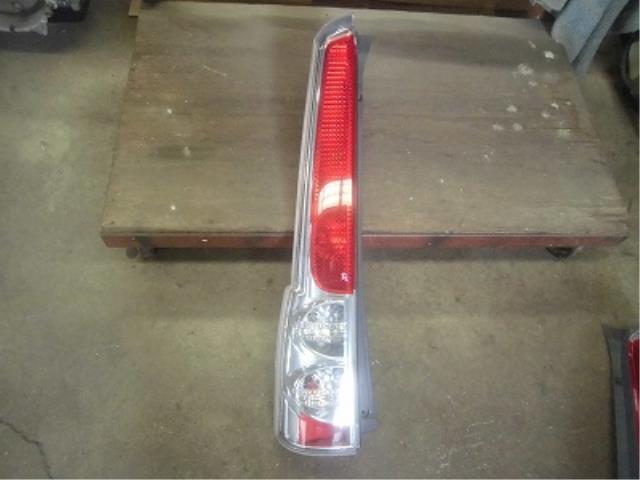 【中古】中古部品 ステラ RN1 左テールランプ 【3340180100-001680230815600】
