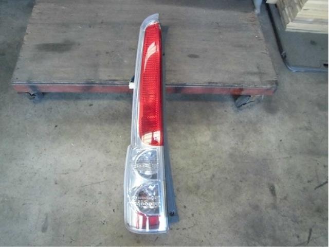 【中古】中古部品 ステラ RN1 左テールランプ 【3340180100-001242423415600】