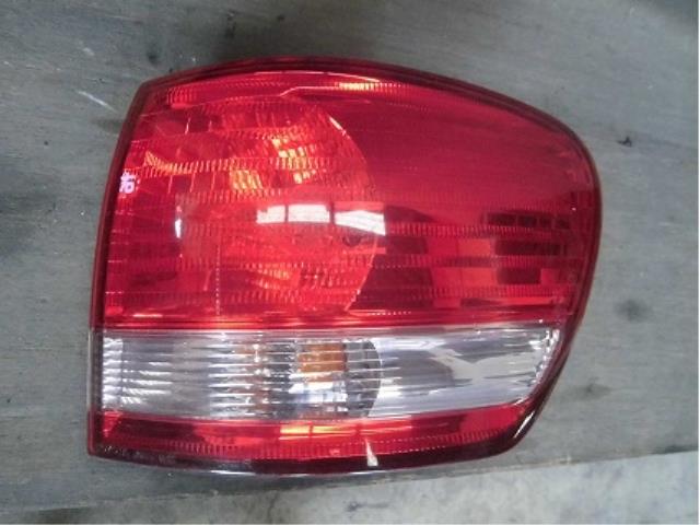 【中古】中古部品 イプサム ACM21W 右テールランプ 【3340180100-001275408915500】