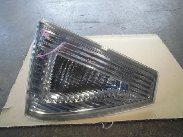 【中古】中古部品 インプレッサ GH2 リアフィニッシャーパネル 【3340180100-001549530415200】