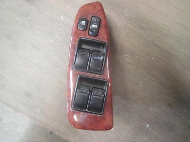 【中古】中古部品 クラウン JZS175 パワーウインドウスイッチ 【3340180100-001682487161900】