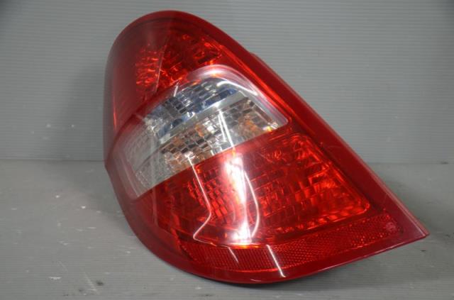 【中古】中古部品 ベンツ Aクラス 169032 左テールランプ 【3310580000-221109001315600】