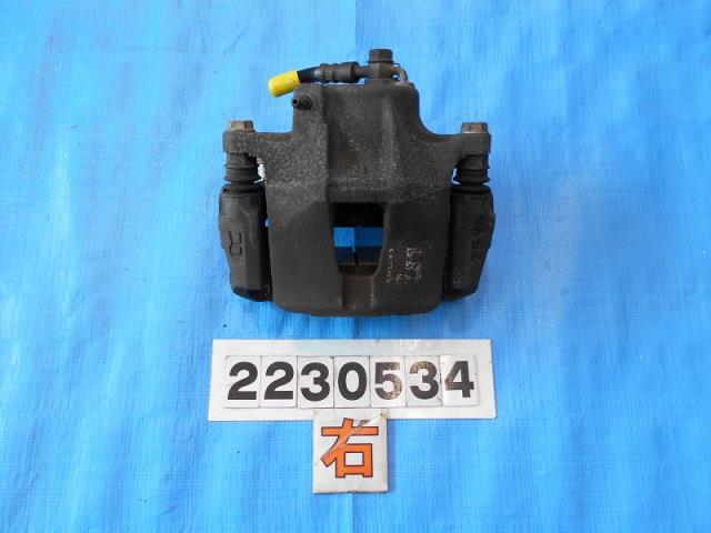 【中古】中古部品 セリカ ZZT231 右フロントキャリパー 【3310040100-000223053444330】
