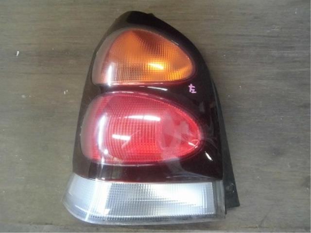 【中古】中古部品 アルト HA12S 左テールランプ 【3340180100-001703419915600】