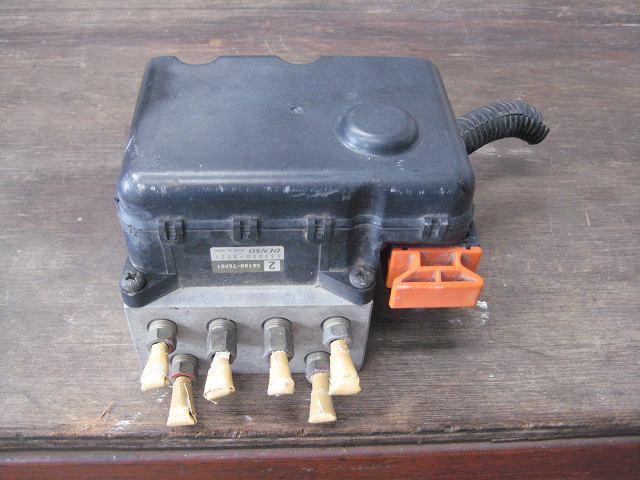 【中古】中古部品 ワゴンR MC21S ABSアクチュエーター 【3340180100-000920154842500】