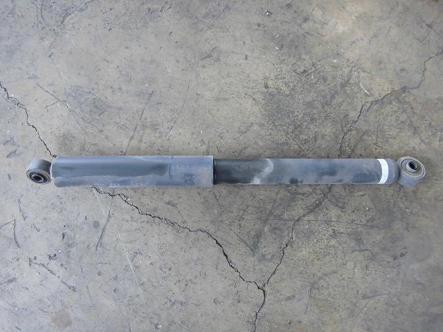 【中古】中古部品 パッソ KGC10 右リアショックアブソーバー 【3340180100-001213967150700】