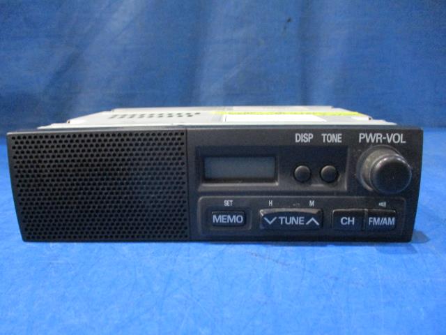 【中古】中古部品 ミニキャブ U61V ラジオ 【3310160100-000004165061100】