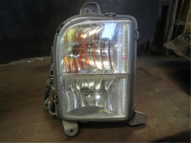【中古】中古部品 ムーヴ L152S 右フォグランプ 【3340180100-001598435510850】