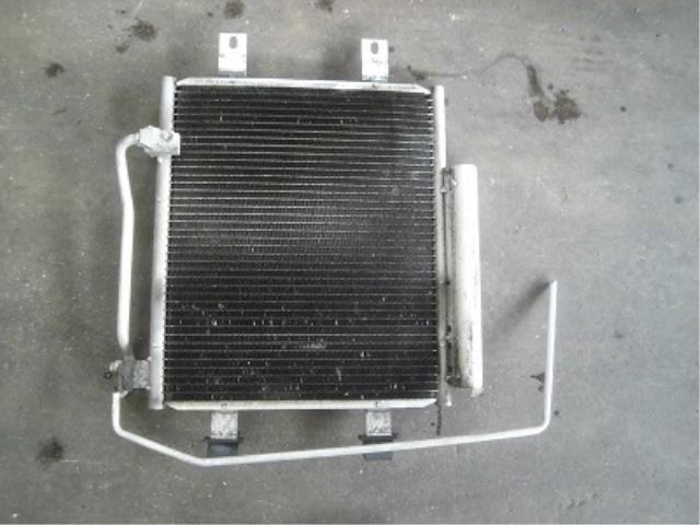 メーカー ダイハツ 車名 ミラ 型式類別 16481-0001 グレード TX 認定型式 HBD-L275V 車両タイプ 3ドアハッチバック 年式 H24/9 シフト 5F 駆動 通称型式 L275VFMRF エンジン型式 KF-VE ミッション型式 アクスル型式 車体色 ブライトシルバー(M) 車体色No S28 トリム色No FM11 走行距離(Km) メーカー純正品番 88450-B2120 部品メーカー品番 保証 1ヶ月/1000km 付加情報 商品情報 ※純正番号およびモデル番号は参考としてください。※リビルト部品を購入される際のお願い【再生部品】と表示されているものをリビルト部品と呼んでいます。リビルト部品の場合には、交換時に取り外した部品をご返却していただく場合があります。詳しくはこちら※大物商品(ドア・ボンネット・バンパー等)は個人宅への配送ができない場合がございます。その場合、最寄りの配送業者支店止め等の対応となりますので、あらかじめご了承ください。 ページ上部へ【中古】中古部品 ミラ L275V コンデンサー 【3340180100-001486236060600】