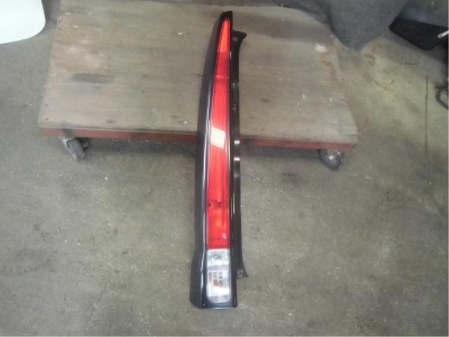 【中古】中古部品 ムーヴ L175S 左テールランプ 【3340180100-001592495015600】
