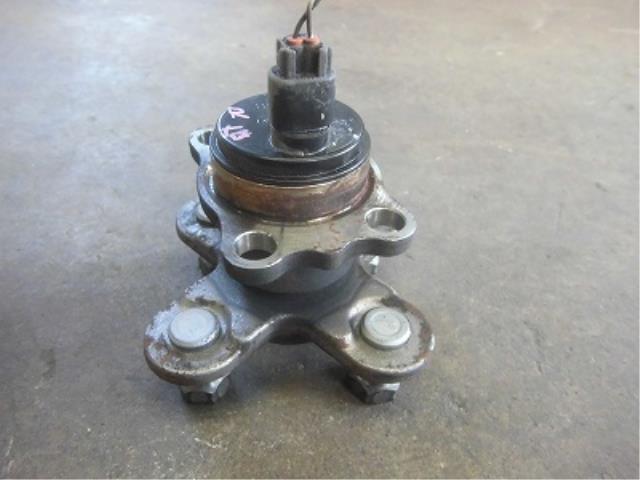 【中古】中古部品 ムーヴ L175S リアハブ 【3340180100-001669247744470】