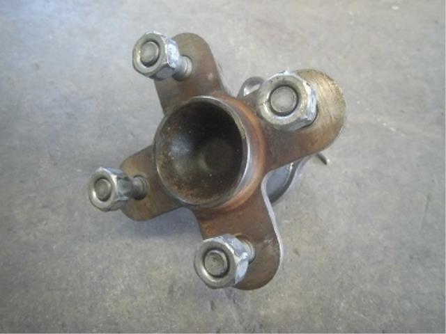 【中古】中古部品 ムーヴ L175S リアハブ 【3340180100-001669247744470】