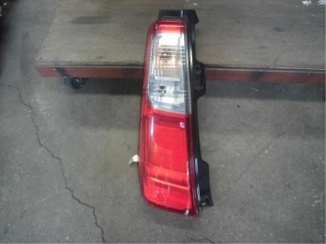 【中古】中古部品 ワゴンR MH34S 左テールランプ 【3340180100-001619836915600】