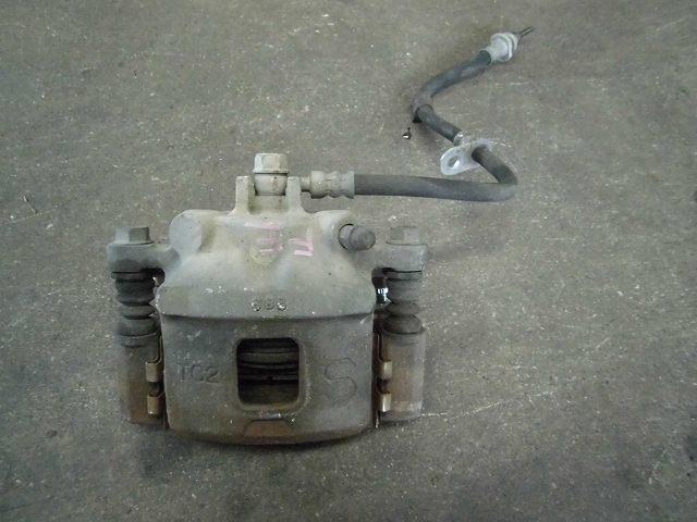 【中古】中古部品 ワゴンR MH21S 左フロントキャリパー 【3340180100-001218190244360】