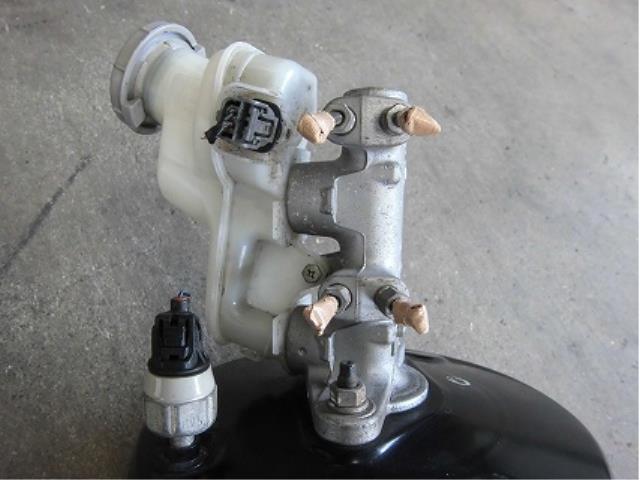 【中古】中古部品 アルト HA24V ブレーキマスター 【3340180100-001291872947160】