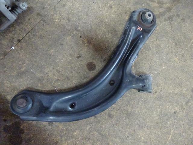 【中古】中古部品 シルフィ TB17 右フロントロアアーム 【3310410000-000223050351720】