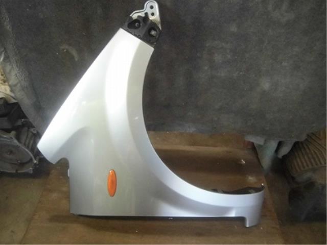 【中古】中古部品 ムーヴ L175S 右フロントフェンダー 【3340180100-001605887610600】
