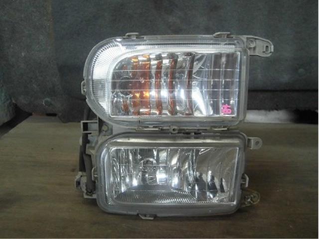 【中古】中古部品 ムーヴ L150S 右フォグランプ 【3340180100-001442519410850】