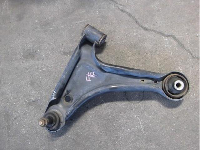 【中古】中古部品 ハイゼットアトレ S221G 右フロントロアアーム 【3340180100-001282122951720】