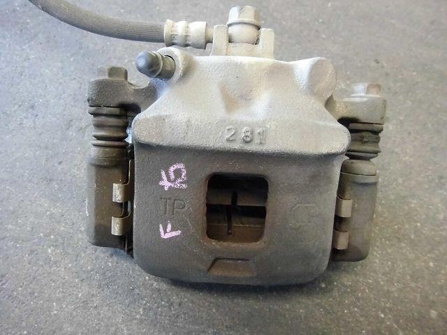 【中古】中古部品 モコ MG21S 右フロントキャリパー 【3340180100-001208037044330】